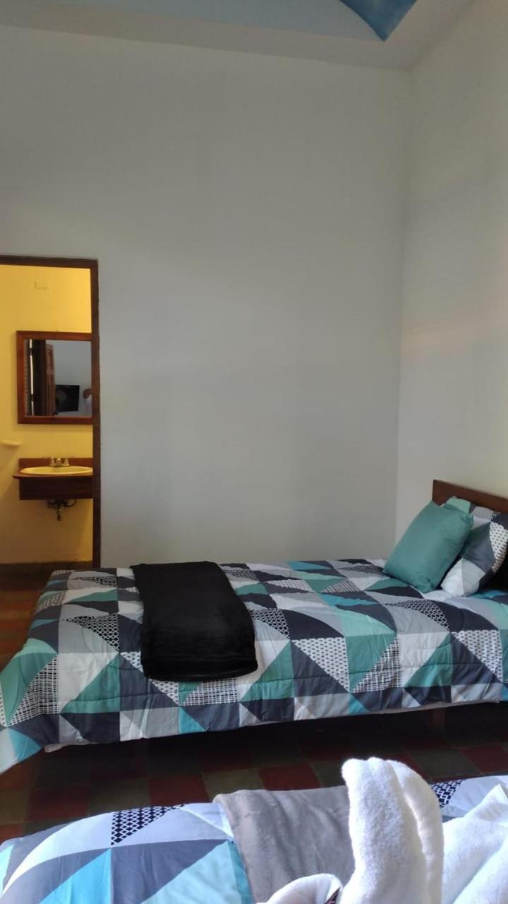 גרנאדה Hotel Colonial Victonella מראה חיצוני תמונה