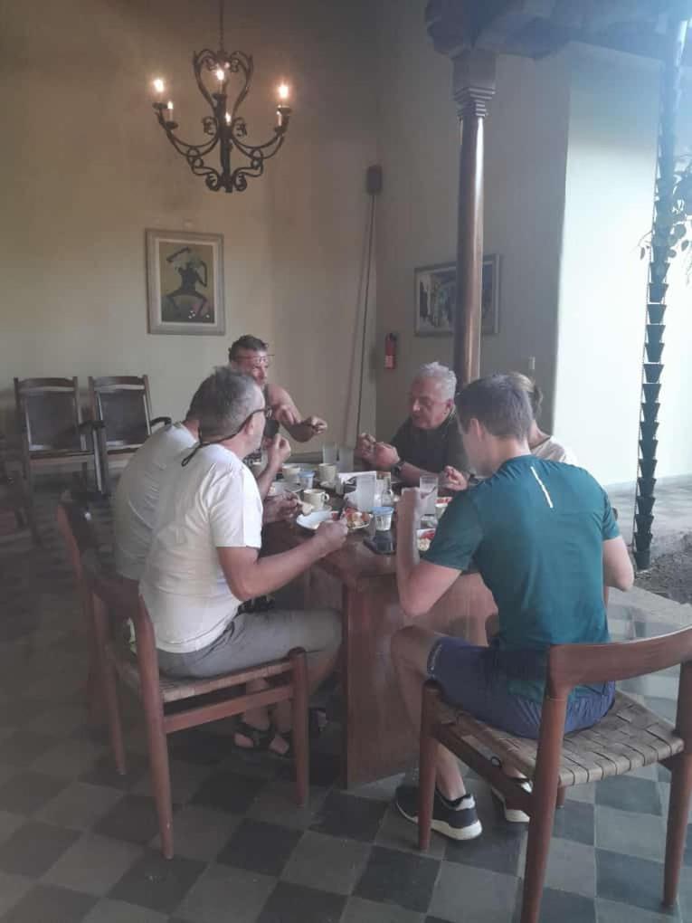 גרנאדה Hotel Colonial Victonella מראה חיצוני תמונה