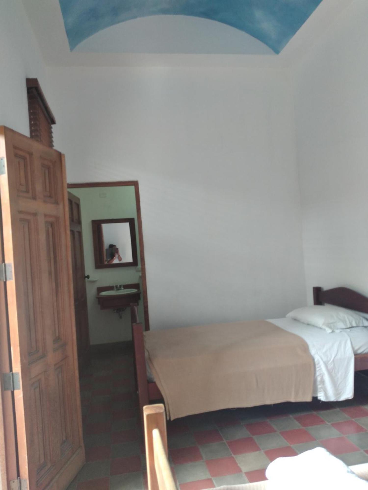 גרנאדה Hotel Colonial Victonella מראה חיצוני תמונה