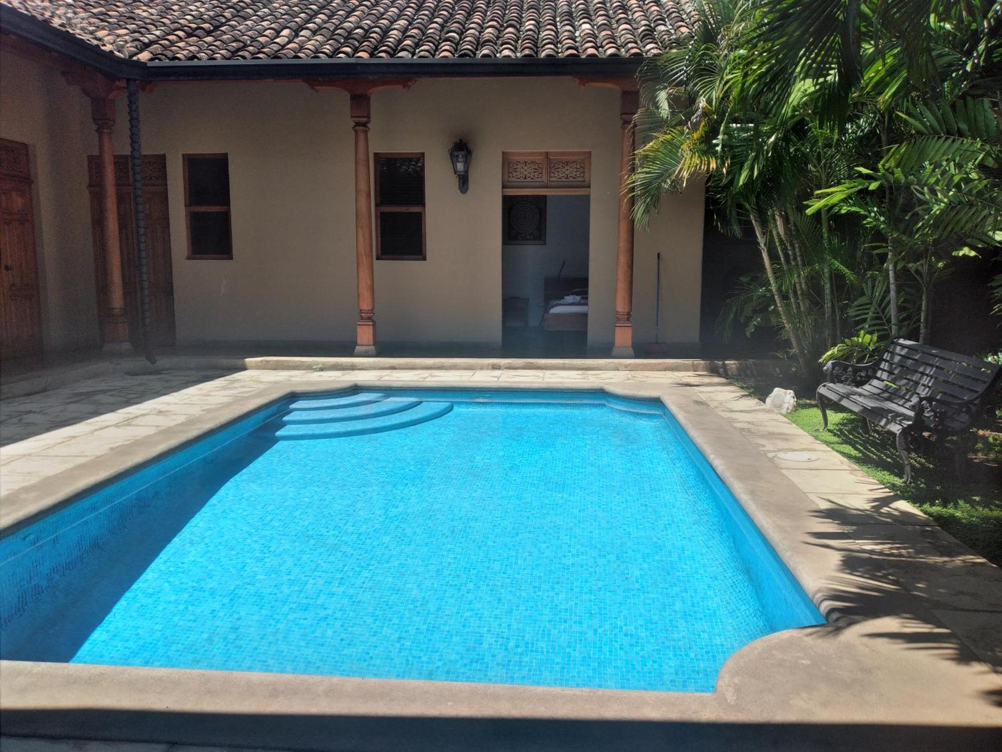 גרנאדה Hotel Colonial Victonella מראה חיצוני תמונה