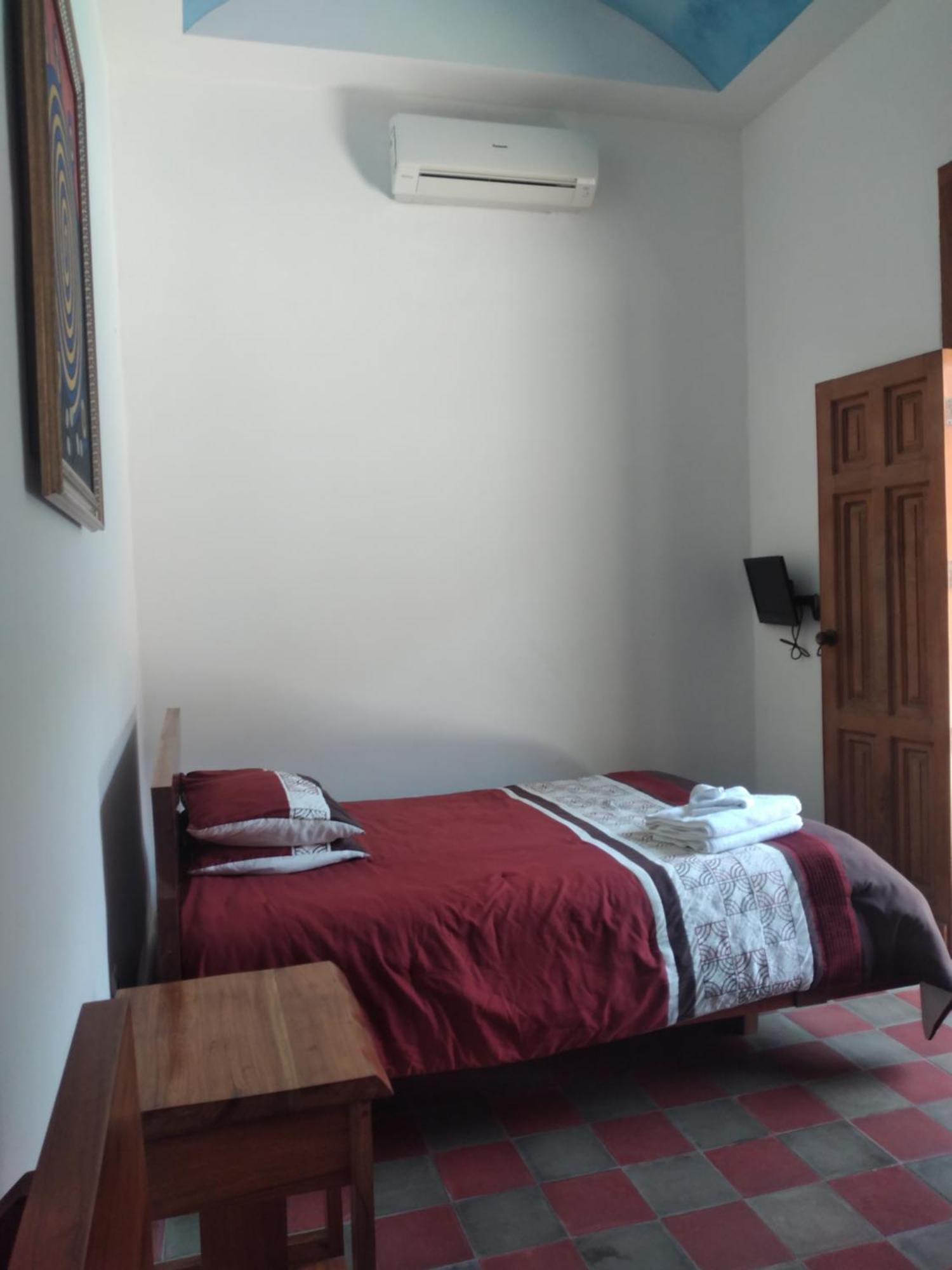 גרנאדה Hotel Colonial Victonella מראה חיצוני תמונה