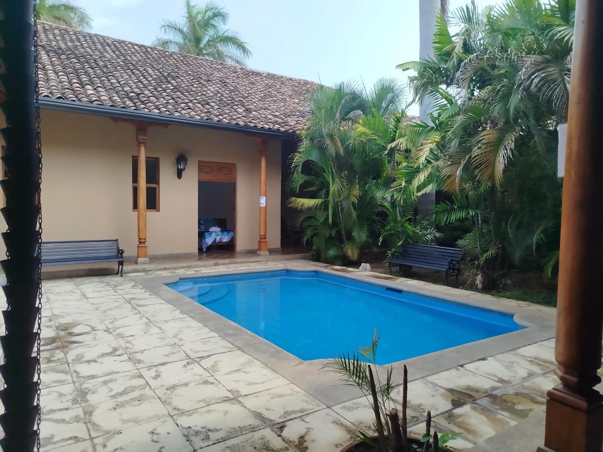גרנאדה Hotel Colonial Victonella מראה חיצוני תמונה